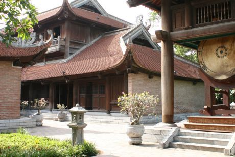 The preservation and restoration of Van Mieu – Quoc Tu Giam in the 1990s