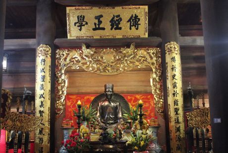 Incense offering ceremony to celebrate the 648th Anniversary of the death of Teacher  Chu Văn An